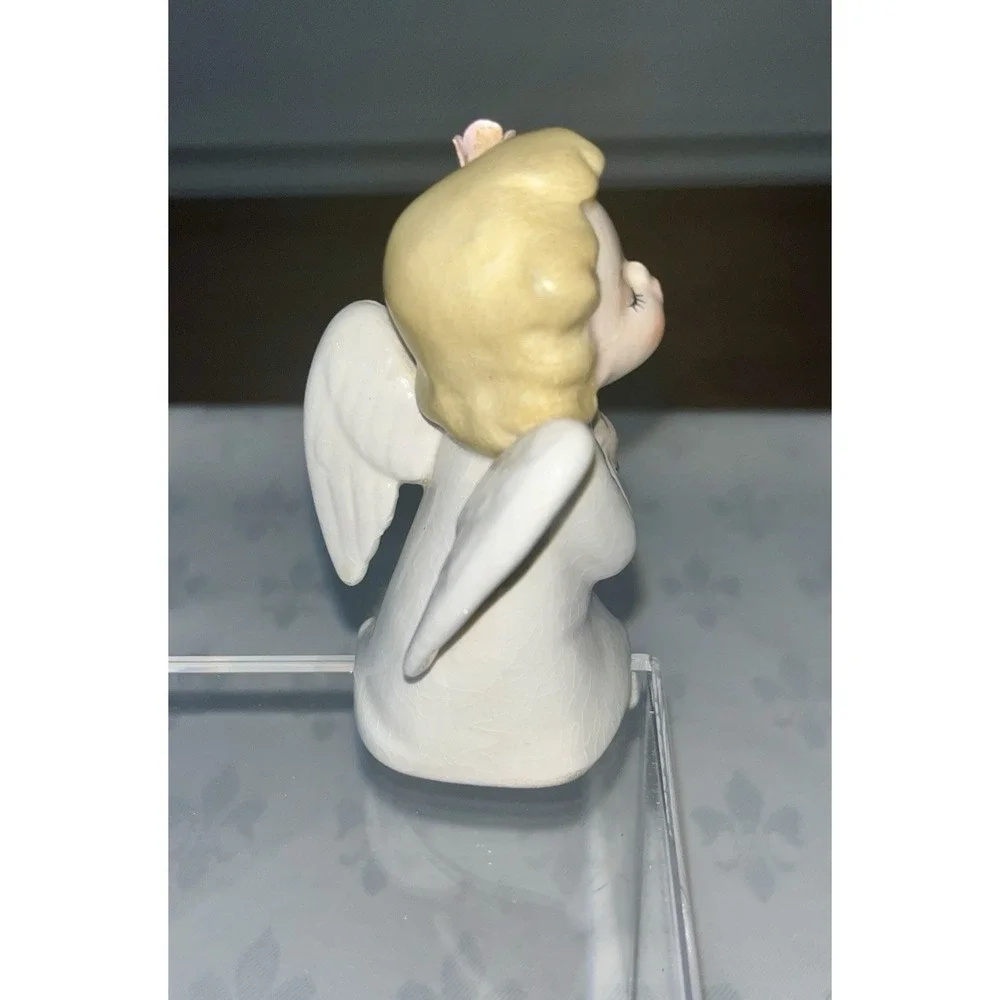 Vtg 1950s Kissing Angels Ceramic Figurine Japan  Boy & Girl Shelve Sitters